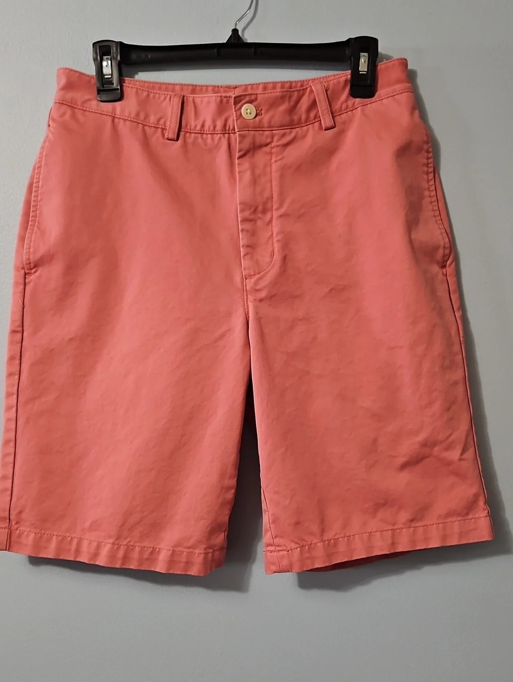 Vineyard Vines Men's Coral Pink Flat Front Shorts Size 30